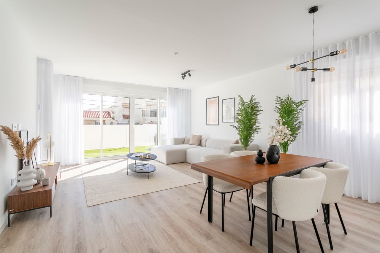 Zdjęcie nieruchomości w Gran Alacant, Costa Blanca Południe – Apartament parterowy z 2 sypialniami i ogrodem w Gran Alacant, Costa Blanca (1)