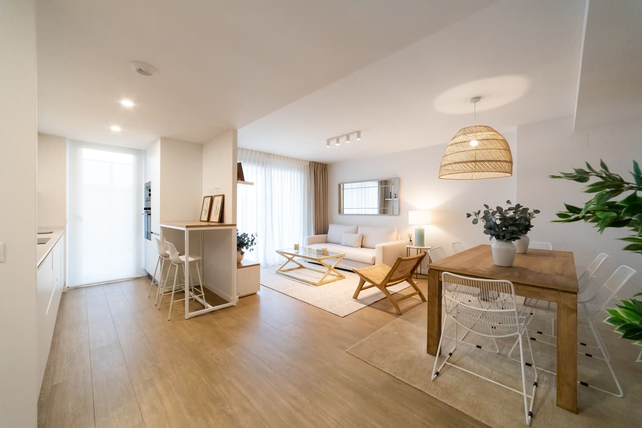 Zdjęcie nieruchomości w Denia, Costa Blanca Północ – Apartament z 4 sypialniami i wspólnym basenem w Denii (1)
