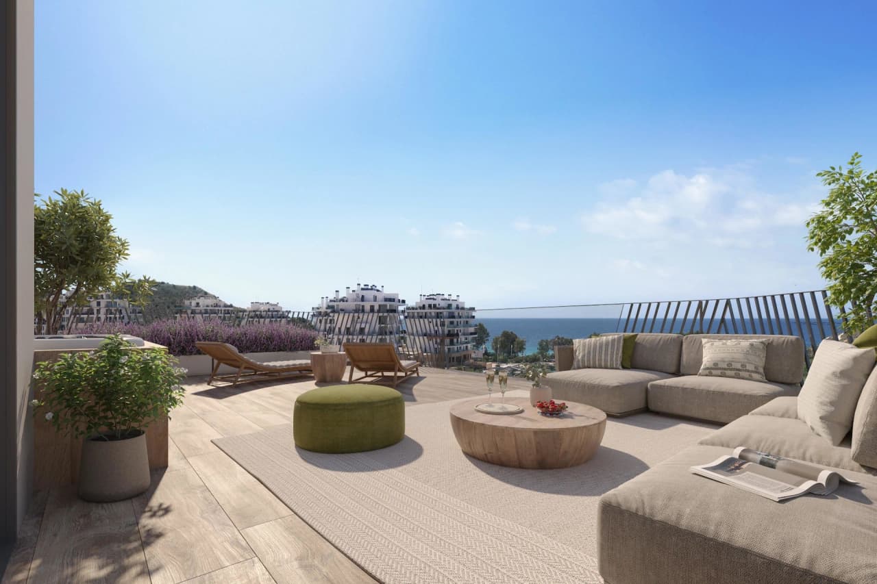 Zdjęcie nieruchomości w Villajoyosa, Costa Blanca Północ – Penthouse z 3 sypialniami i przestronnym tarasem z jacuzzi w Villajoyosa (1)