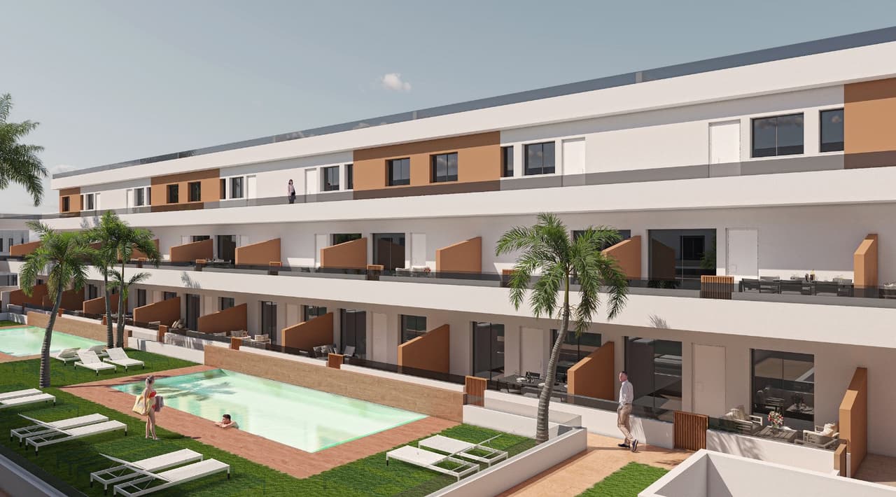 Zdjęcie nieruchomości w Pilar de la Horadada, Costa Blanca Południe – Penthouse z 2 sypialniami, tarasem, solarium i wspólnym basenem w Pilar de la Horadada (1)