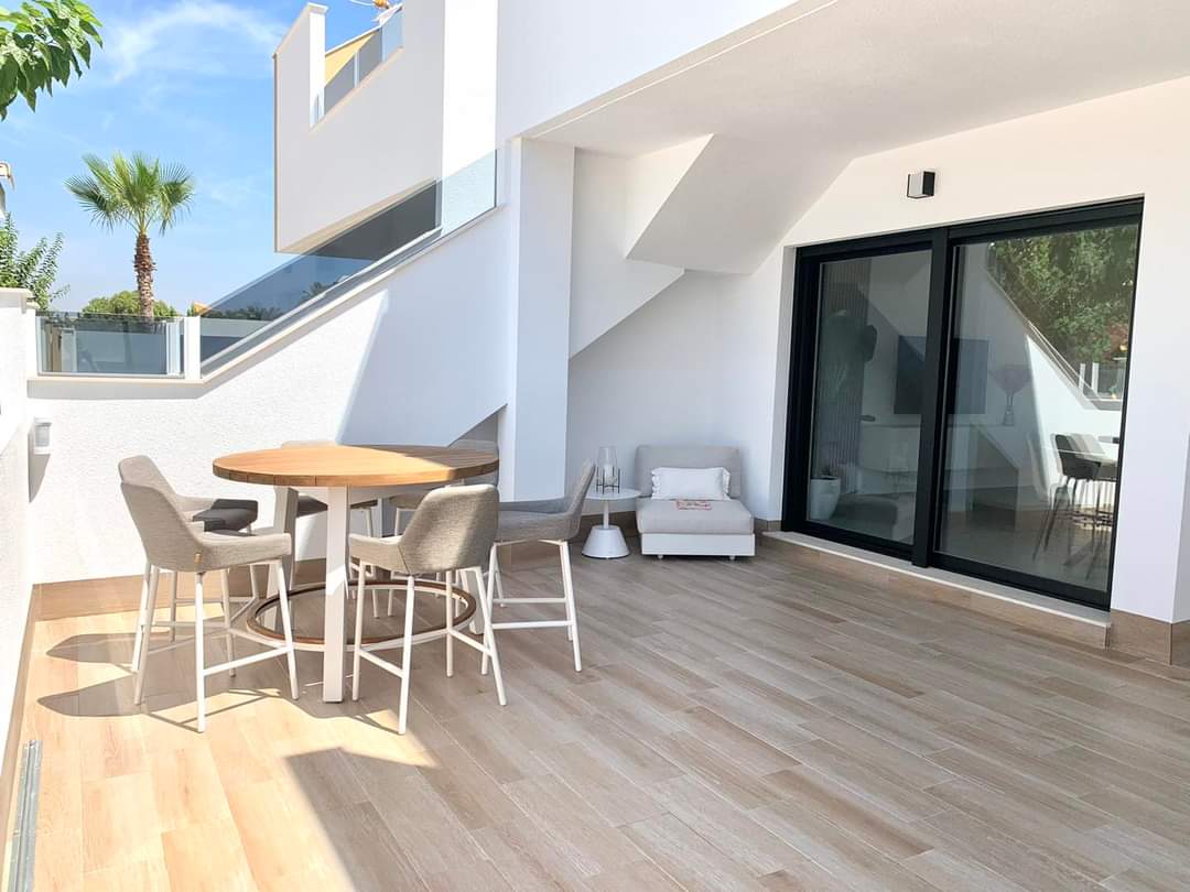 Zdjęcie nieruchomości w Pilar de la Horadada, Costa Blanca Południe – Apartament z 3 sypialniami, ogródkiem i wspólnym basenem w Pilar de la Horadada (1)