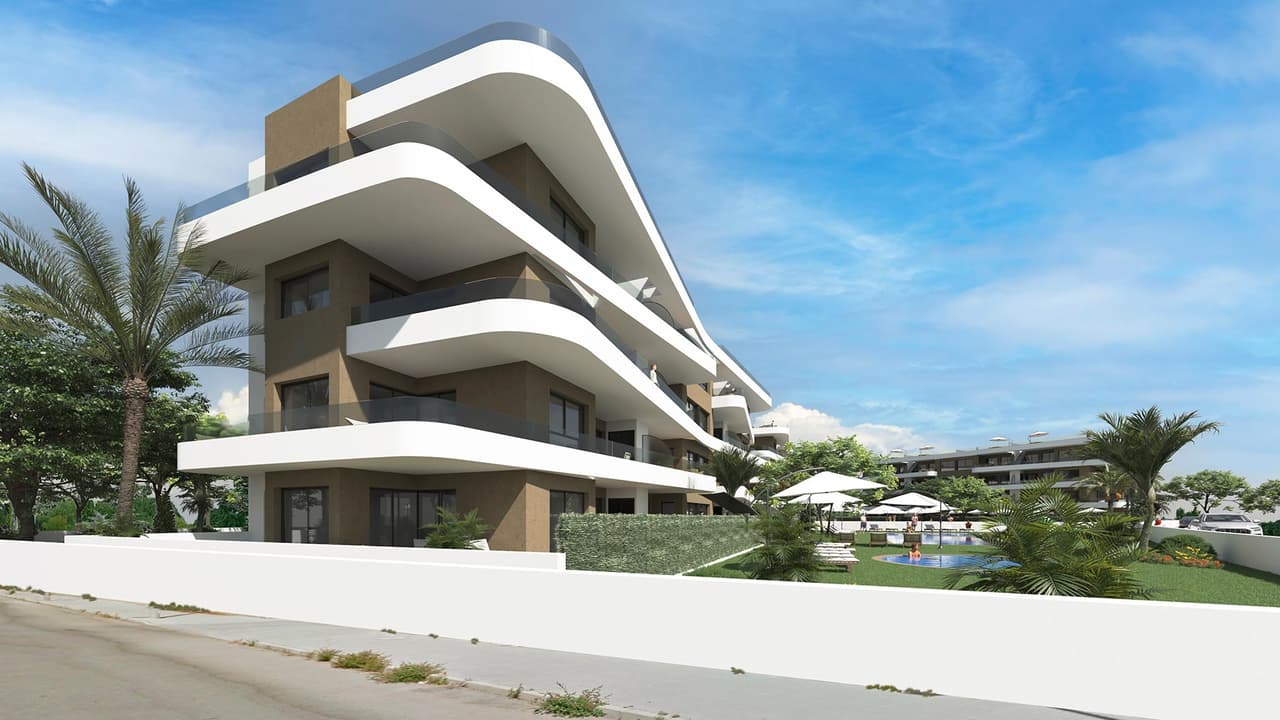 Zdjęcie nieruchomości w Punta Prima, Costa Blanca Południe – Penthouse z 2 sypialniami, solarium i wspólnym basenem w Punta Prima (1)