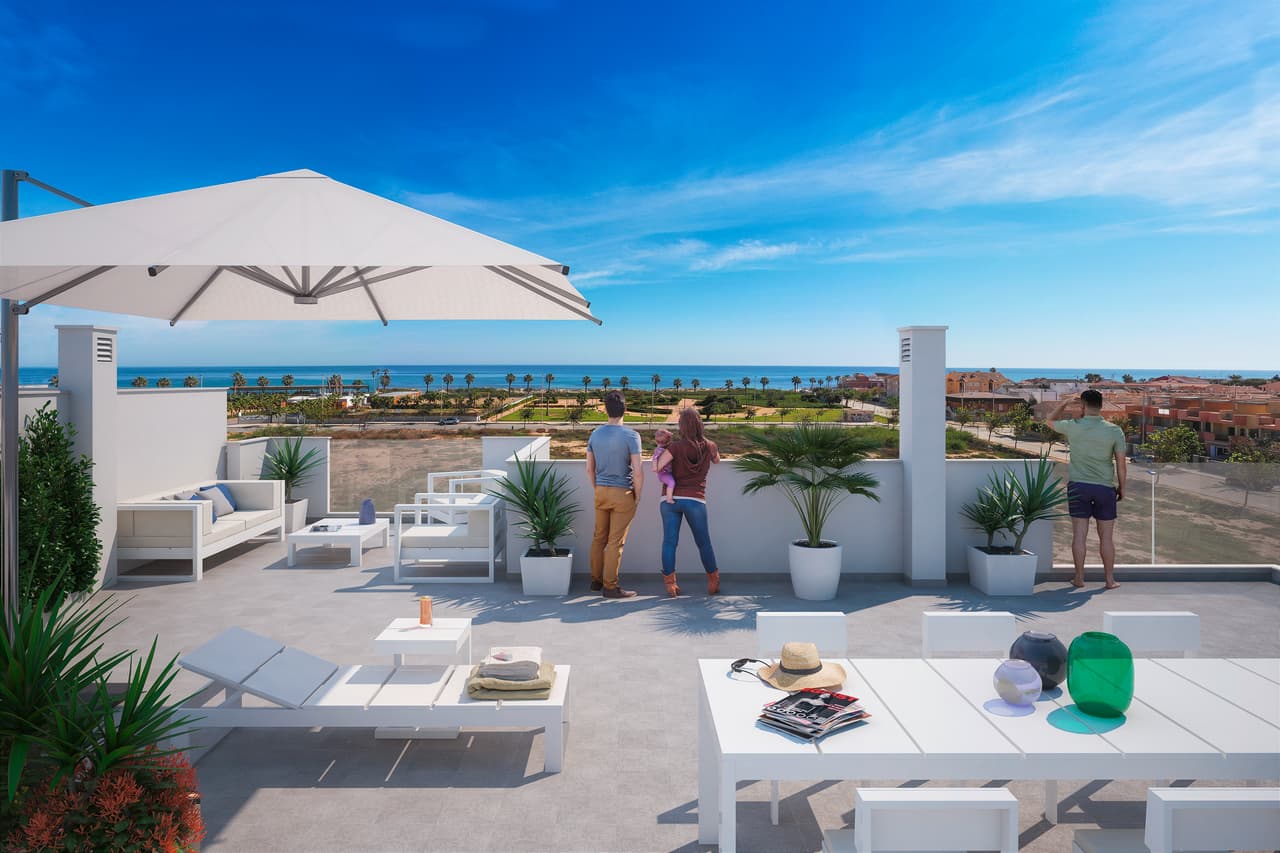 Zdjęcie nieruchomości w Torre de la Horadada, Costa Blanca Południe – Penthouse z 3 sypialniami, dużym tarasem i solarium przy plaży w Torre de La Horadada (1)