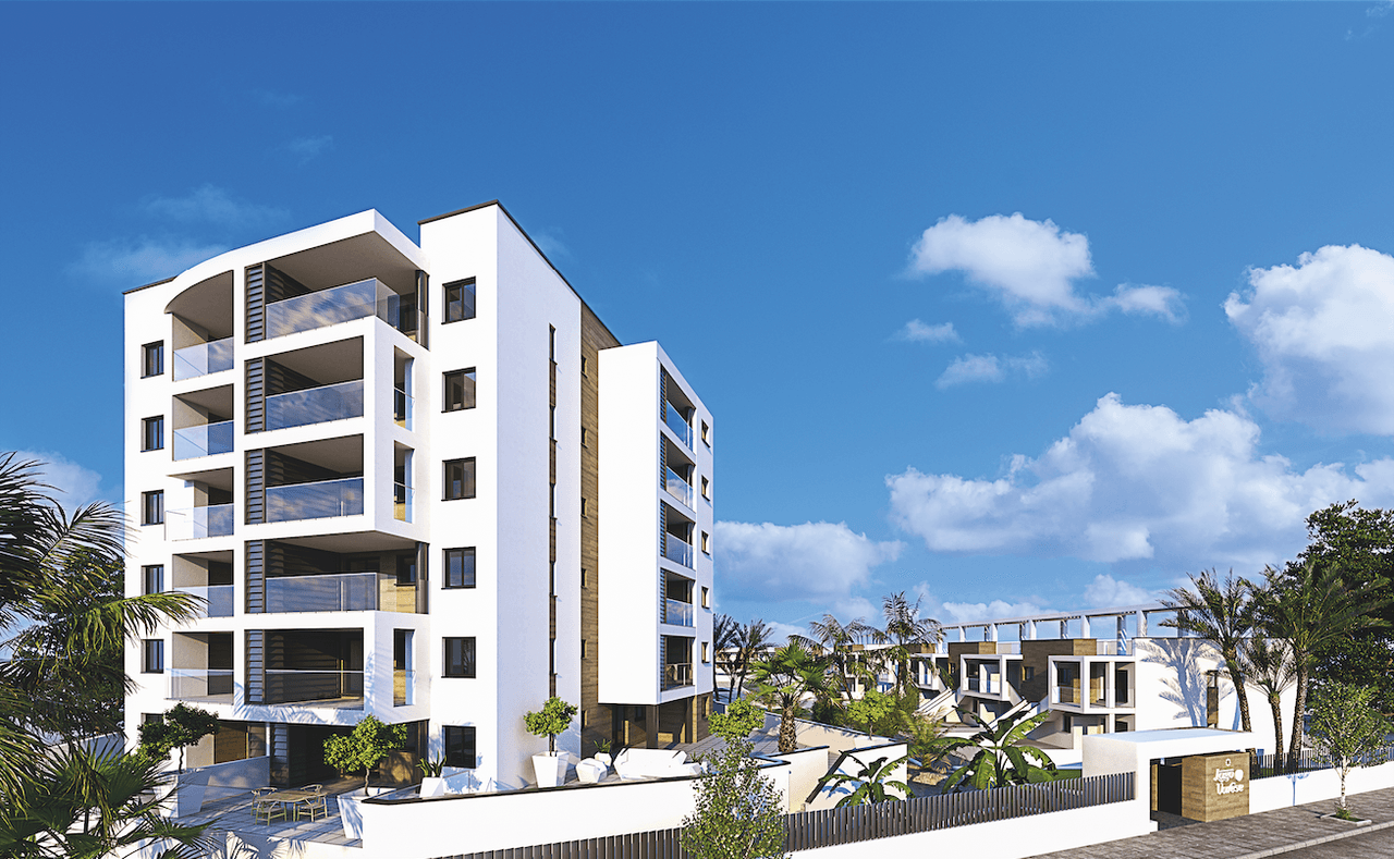 Zdjęcie nieruchomości w Mil Palmeras, Costa Blanca Południe – Apartament z 3 sypialniami i tarasem w Mil Palmeras (1)
