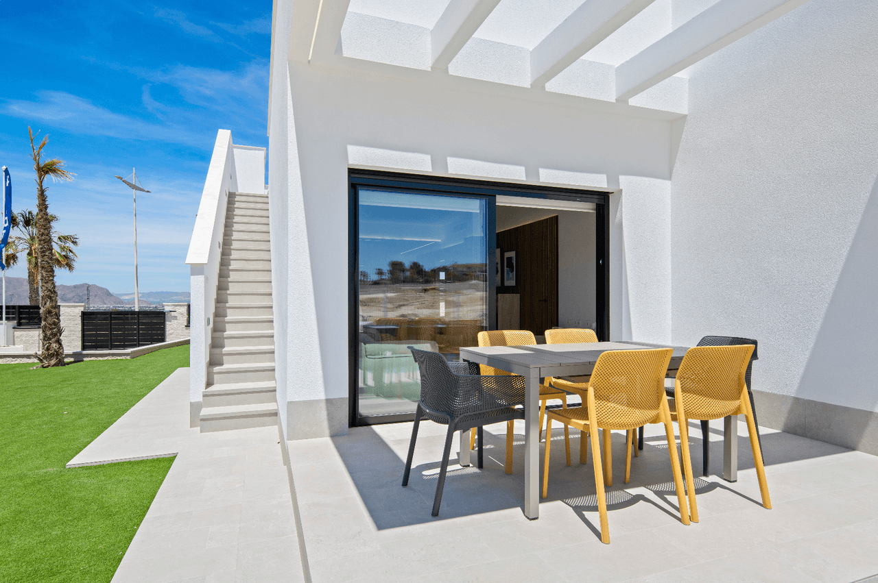 Zdjęcie nieruchomości w Algorfa, Costa Blanca Południe – Willa z 3 sypialniami, prywatnym basenem i solarium w Algorfa (1)