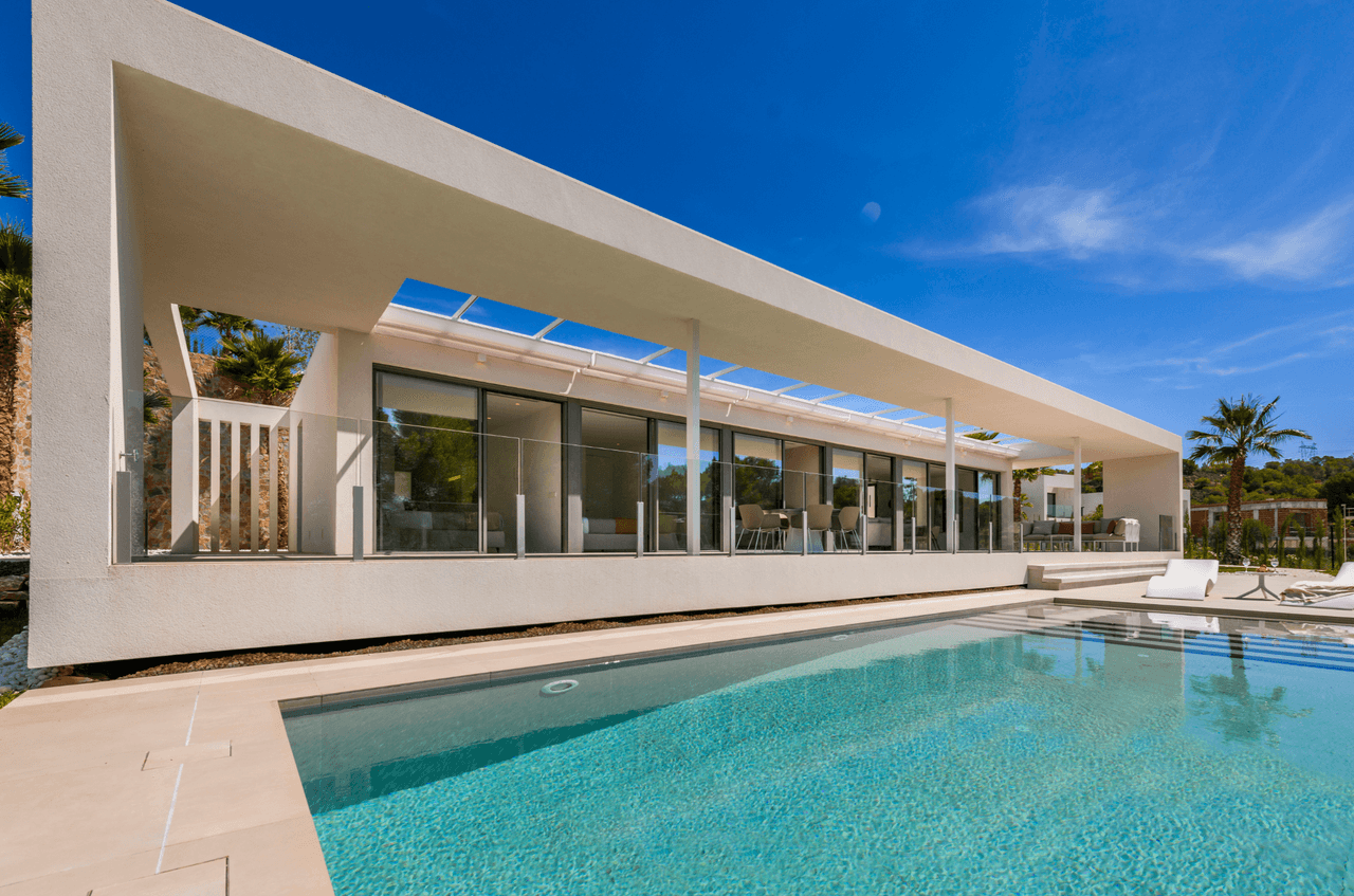 Zdjęcie nieruchomości w San Miguel de Salinas, Costa Blanca Południe – Willa z 3 sypialniami, tarasem, ogrodem i prywatnym basenem w San Miguel de Salinas (1)