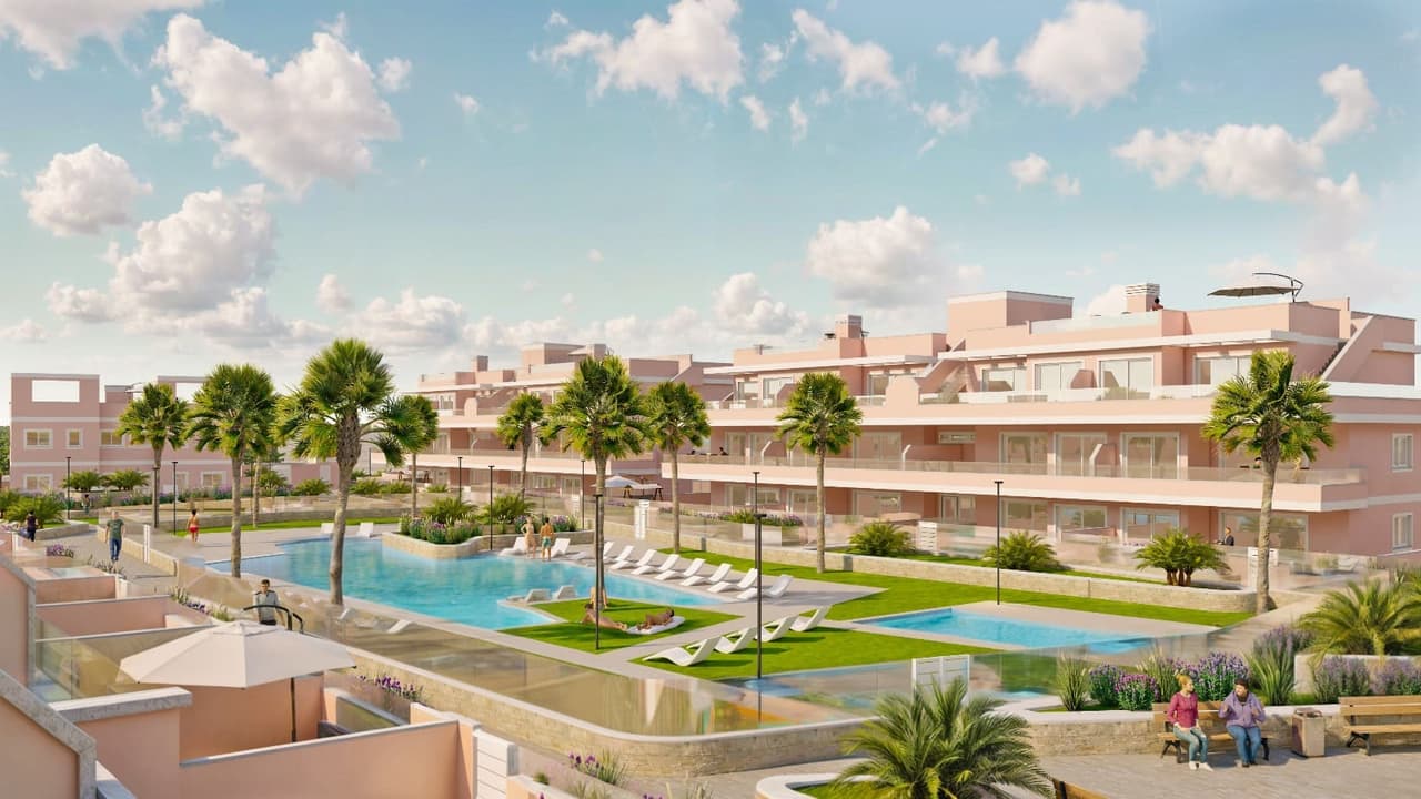 Zdjęcie nieruchomości w Pilar de la Horadada, Costa Blanca Południe – Bungalow z 3 sypialniami, tarasem, przestronnym solarium i wspólnym basenem w Pilar de la Horadada (1)