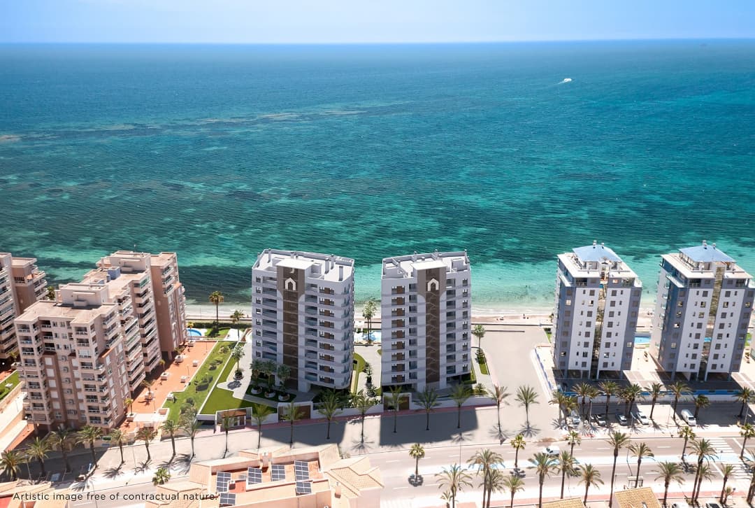 Zdjęcie nieruchomości w La Manga, Costa Calida – One-bedroom apartment with a terrace, shared pool, and sea view in La Manga (1)