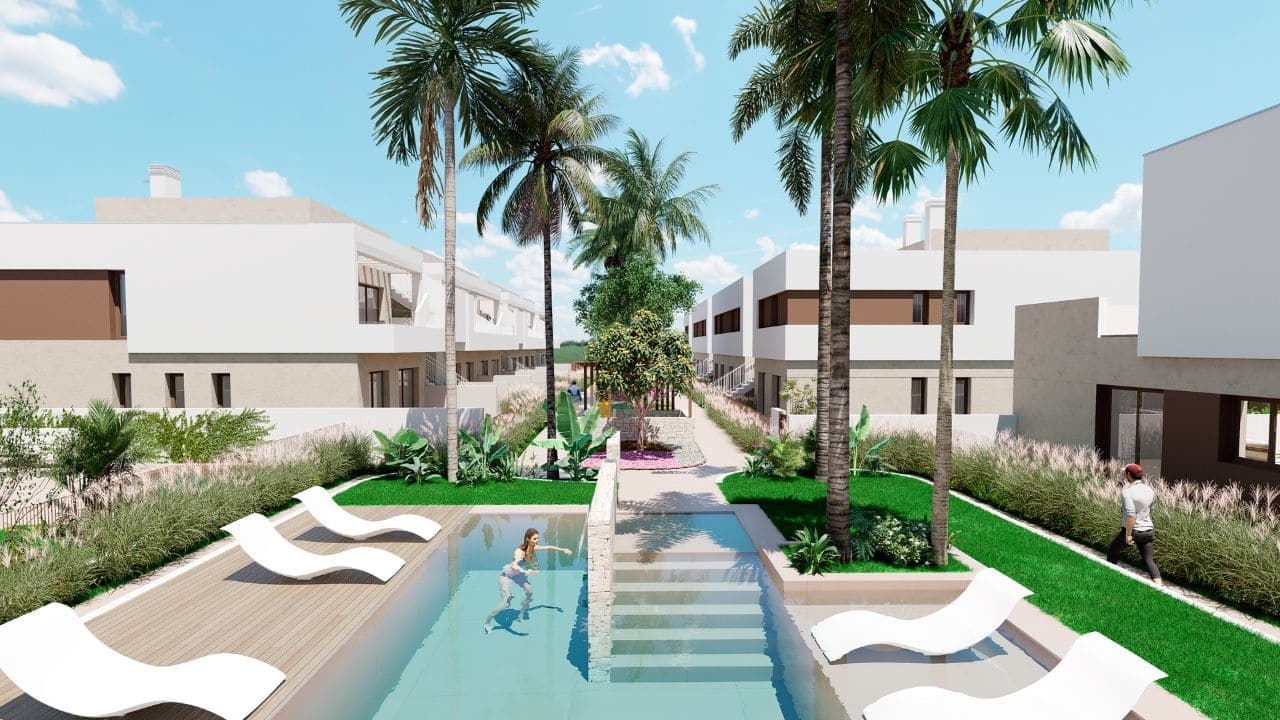 Zdjęcie nieruchomości w Los Alcazares, Costa Calida – Apartament z 3 sypialniami, ogrodem i wspólnym basenem w Los Alcazares (1)