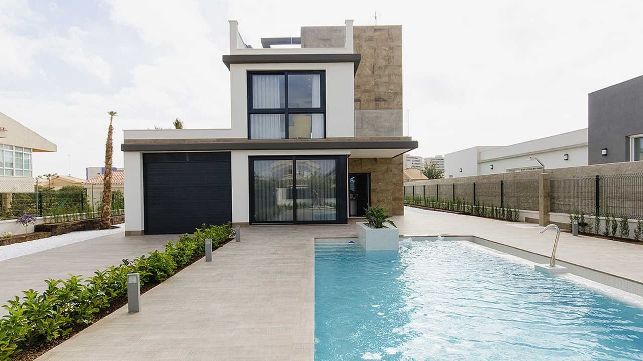 Zdjęcie nieruchomości w Orihuela Costa, Costa Blanca Południe – Willa z 6 sypialniami i prywatnym basenem w Orihuela Costa (1)