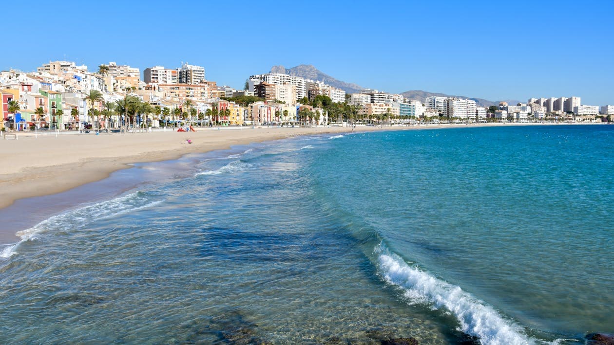 Investment in Real Estate in Spain – Profit, Rental, Taxes