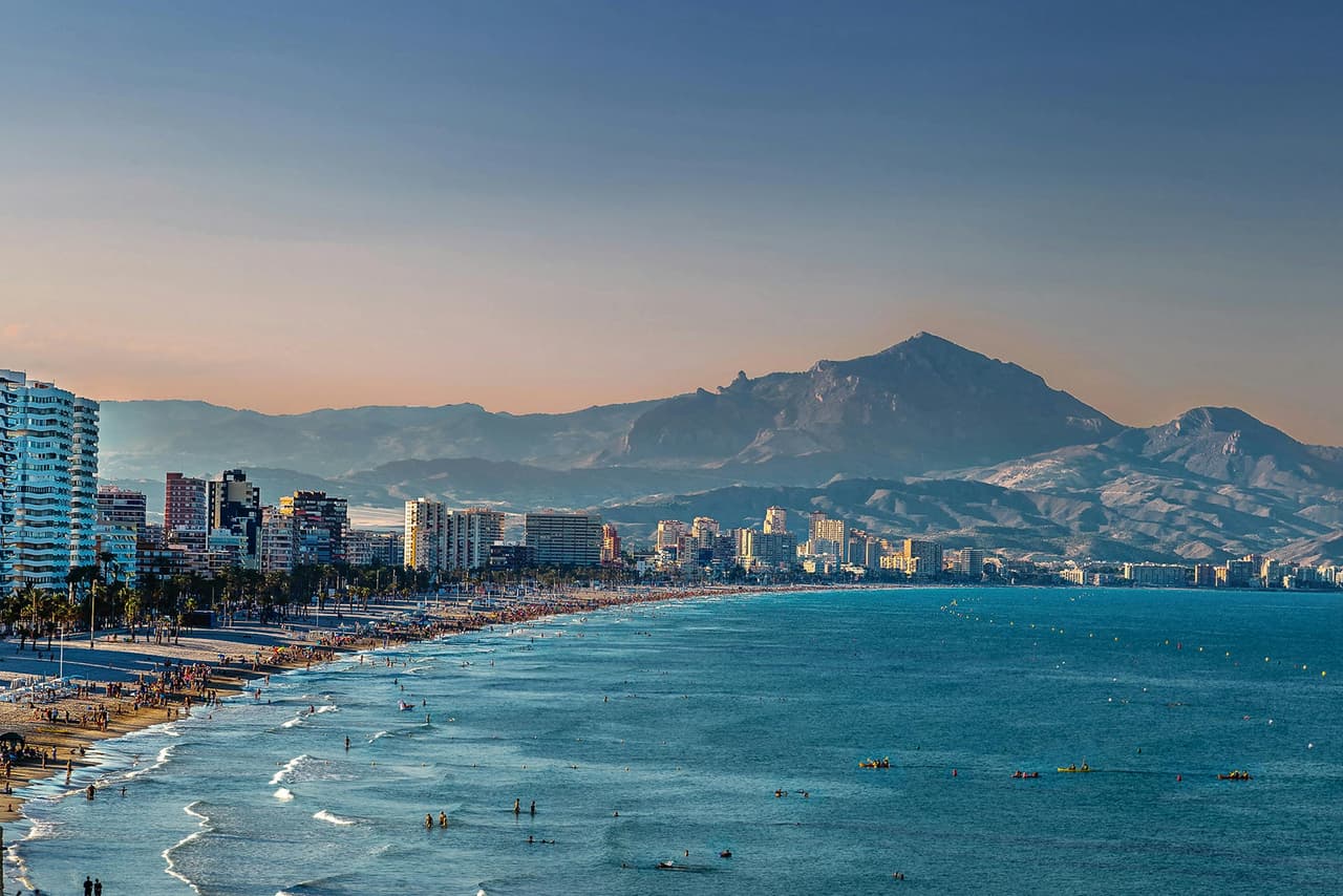 Czy ceny nieruchomości na Costa Blanca będą rosły w 2025 i 2026?