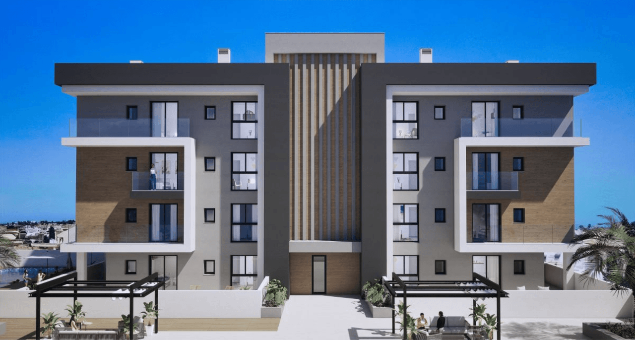 Zdjęcie nieruchomości w Los Alcazares, Costa Calida – Apartament wakacyjny z 3 sypialniami, ogrodem i tarasem, basenem, z licencją na wynajem w Los Alcazares (1)